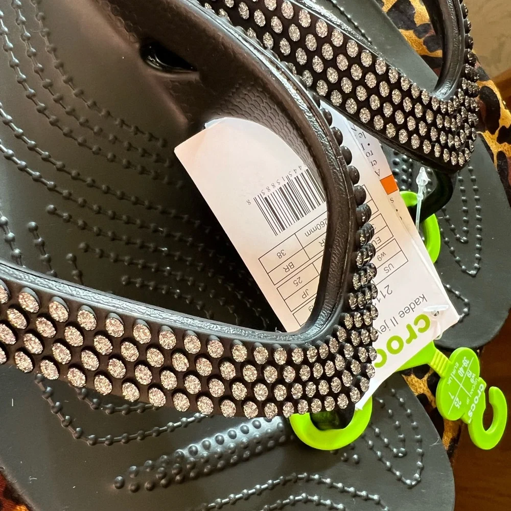 CROCS Black Rhinestone Flip Flops W9 - Picture 6 of 7